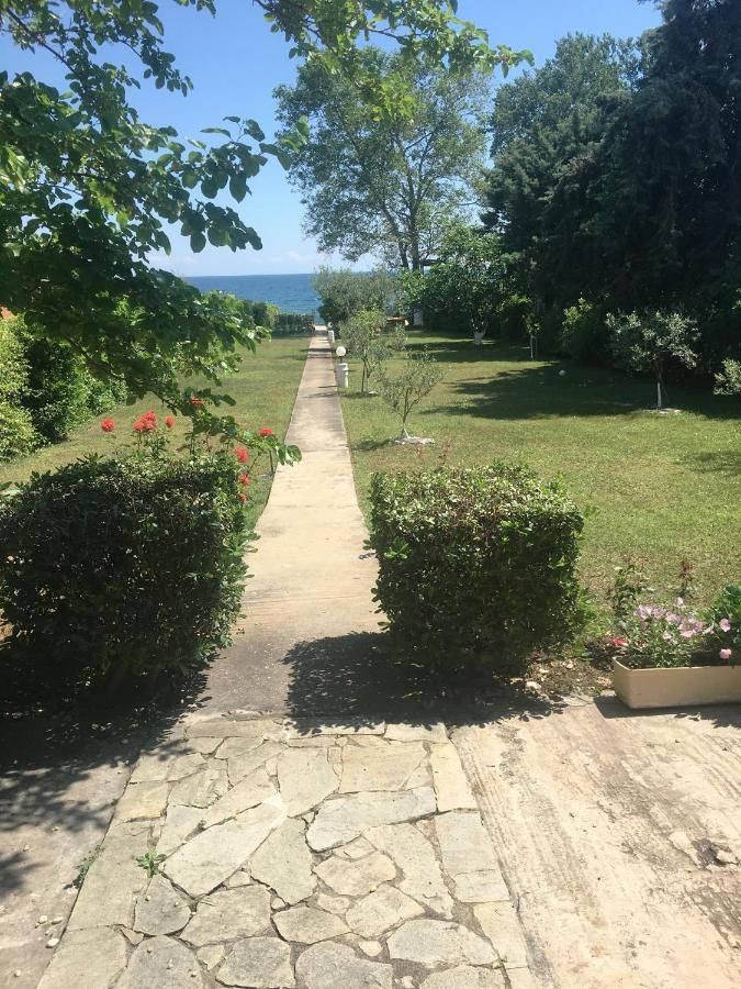 Estate Irene Villa Alexandroupolis Exteriör bild